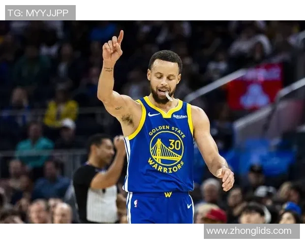 勇士1分惜败快船：库里27分近5年首次被罚下 小卡24+12科尔被驱逐